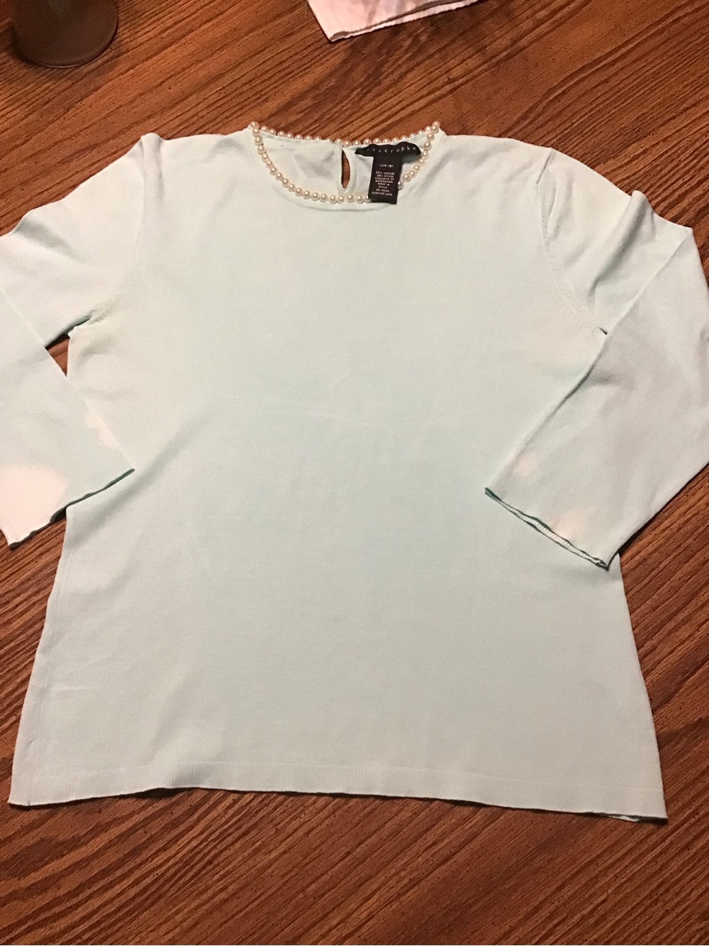 Apostrophe size large Pearl-Trim 3/4 length Sleeve Top